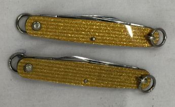 TWO THOMAS TURNER 1920S TRAVELLING SALESMANS TWIN BLADED PEN KNIVES