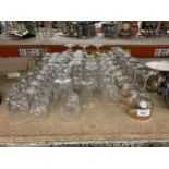 A QUANTITY OF CUT GLASS GLASSES, TO INCLUDE WINE, SHERRY, TUMBLERS, ETC