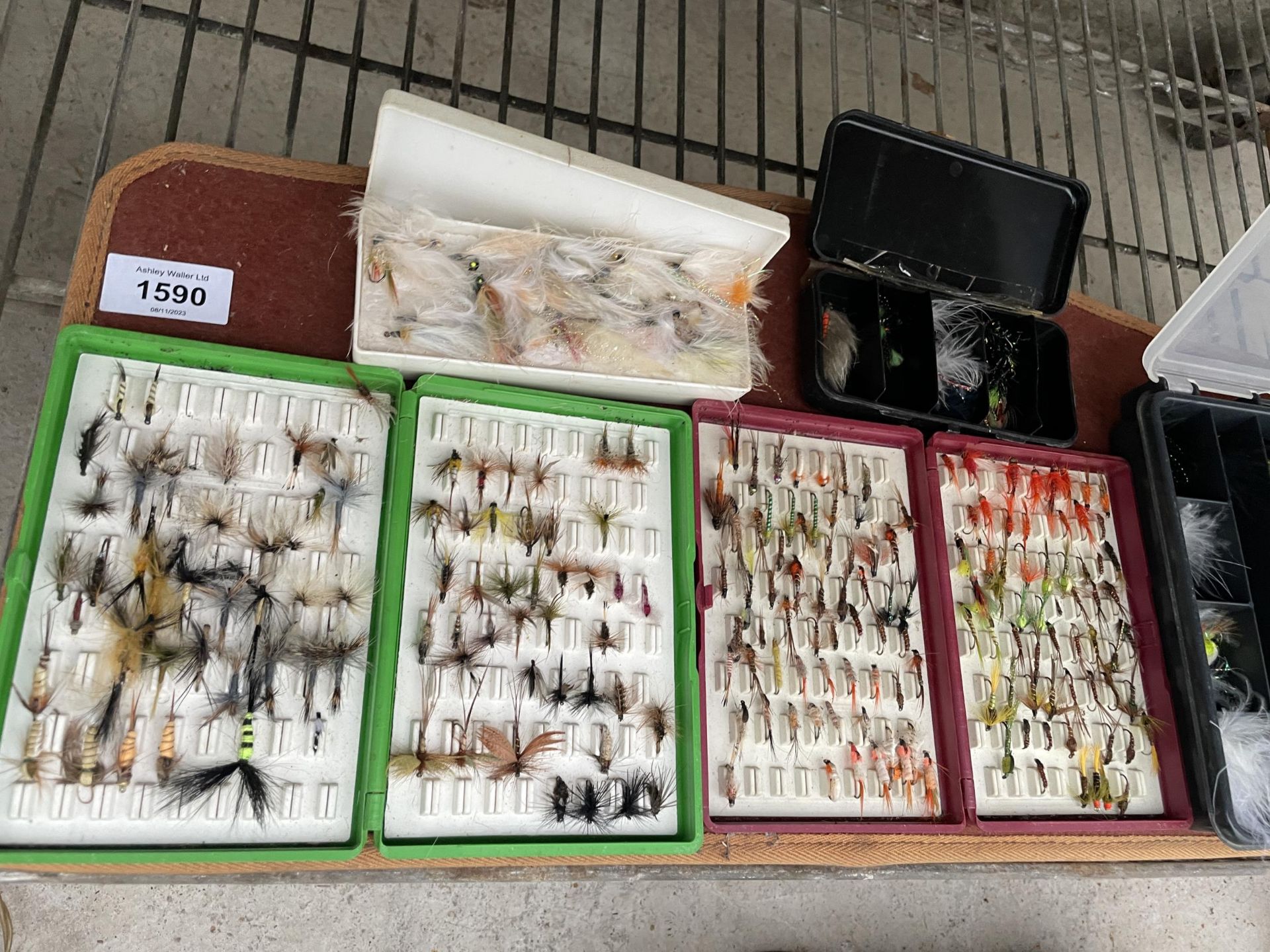 A LARGE ASSORTMENT OF CASED FISHING FLIES - Image 3 of 3