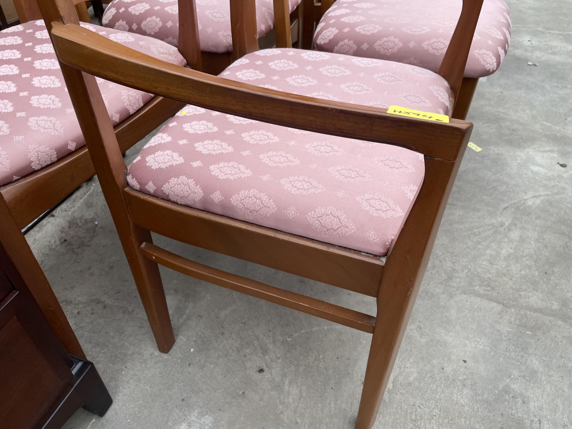 A PAIR OF RETRO TEAK 'NATHAN' CARVER CHAIRS - Image 3 of 4