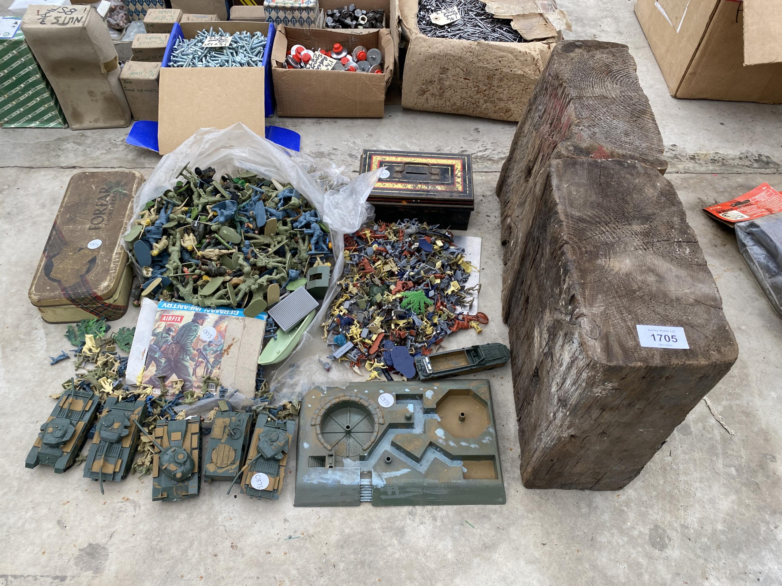 AN ASSORTMENT OF ITEMS TO INCLUDE PLASTIC ARMY FIGURES AND A MONEY TIN ETC