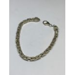 A GENTS SILVER HEAVY BYZANTINE BRACELET