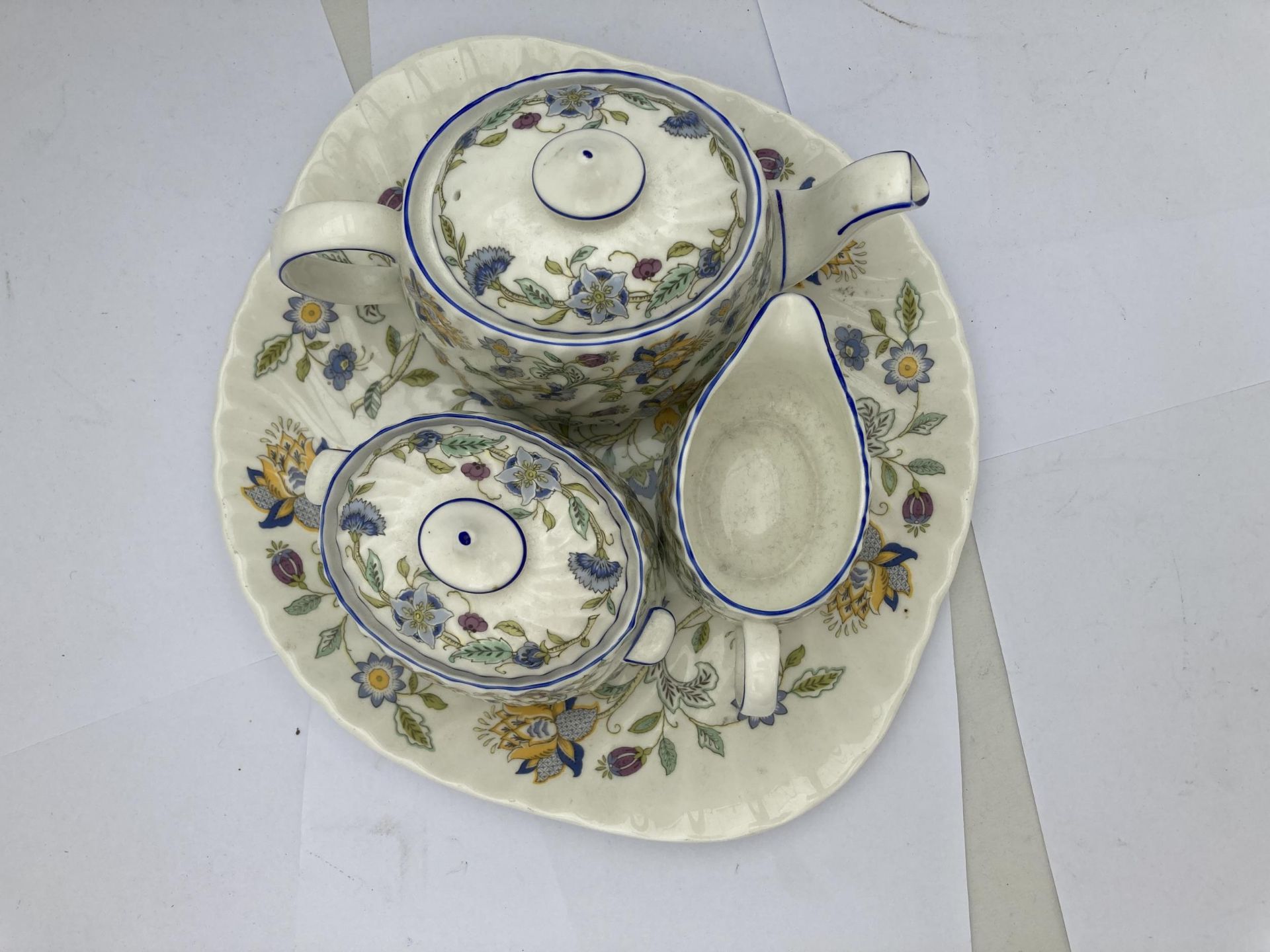 A MINTON HADDON HALL BLUE PATTERN TEA FOR ONE SET - Image 3 of 5