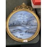 A VINTAGE ROUND MINTON TILE WITH A VICTORIAN ABBEY SCENE IN A GILT FRAME, DIAMETER 39CM
