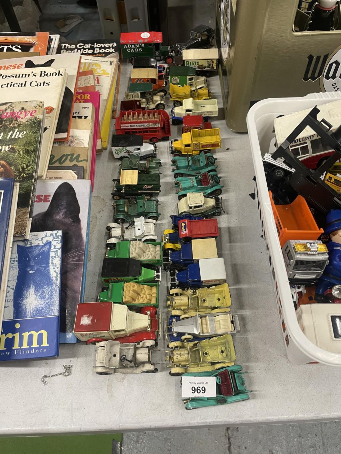 A COLLECTION OF DIE-CAST CARS AND VANS