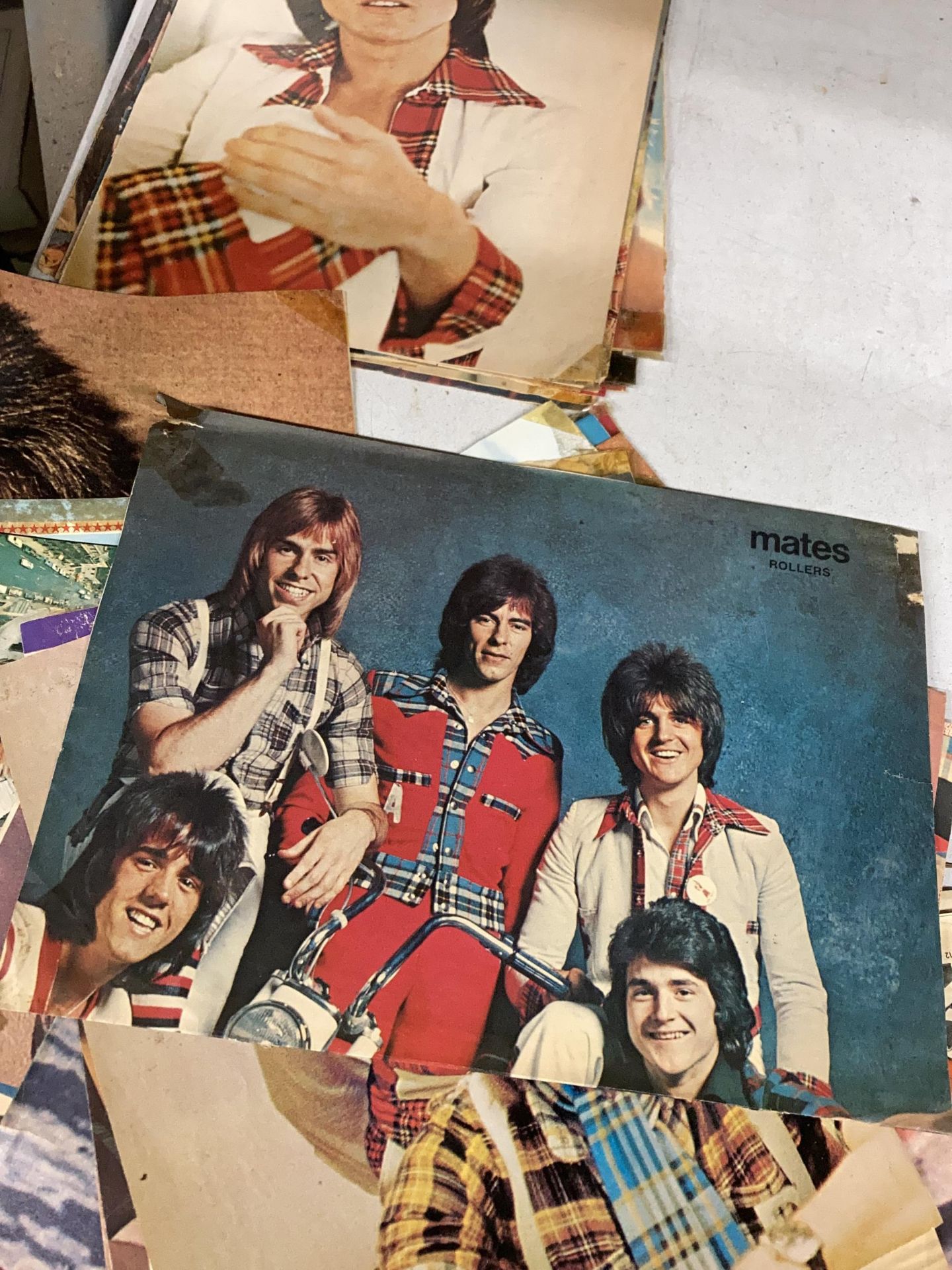 A COLLECTION OF BAY CITY ROLLERS POSTERS, ETC TAKEN FROM MAGAZINES - Image 3 of 3