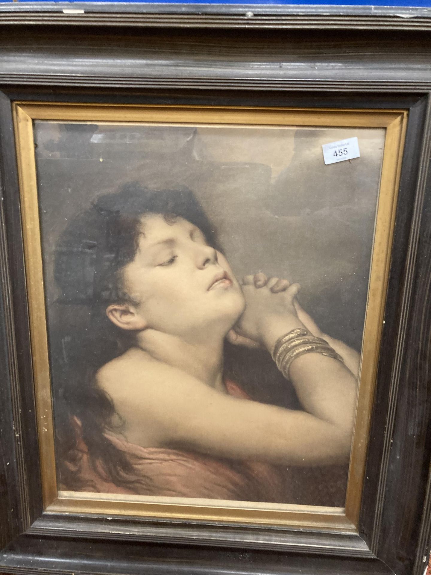 A VINTAGE PRINT OF A GIRL, FRAMED, 61CM X 71CM - Image 2 of 3