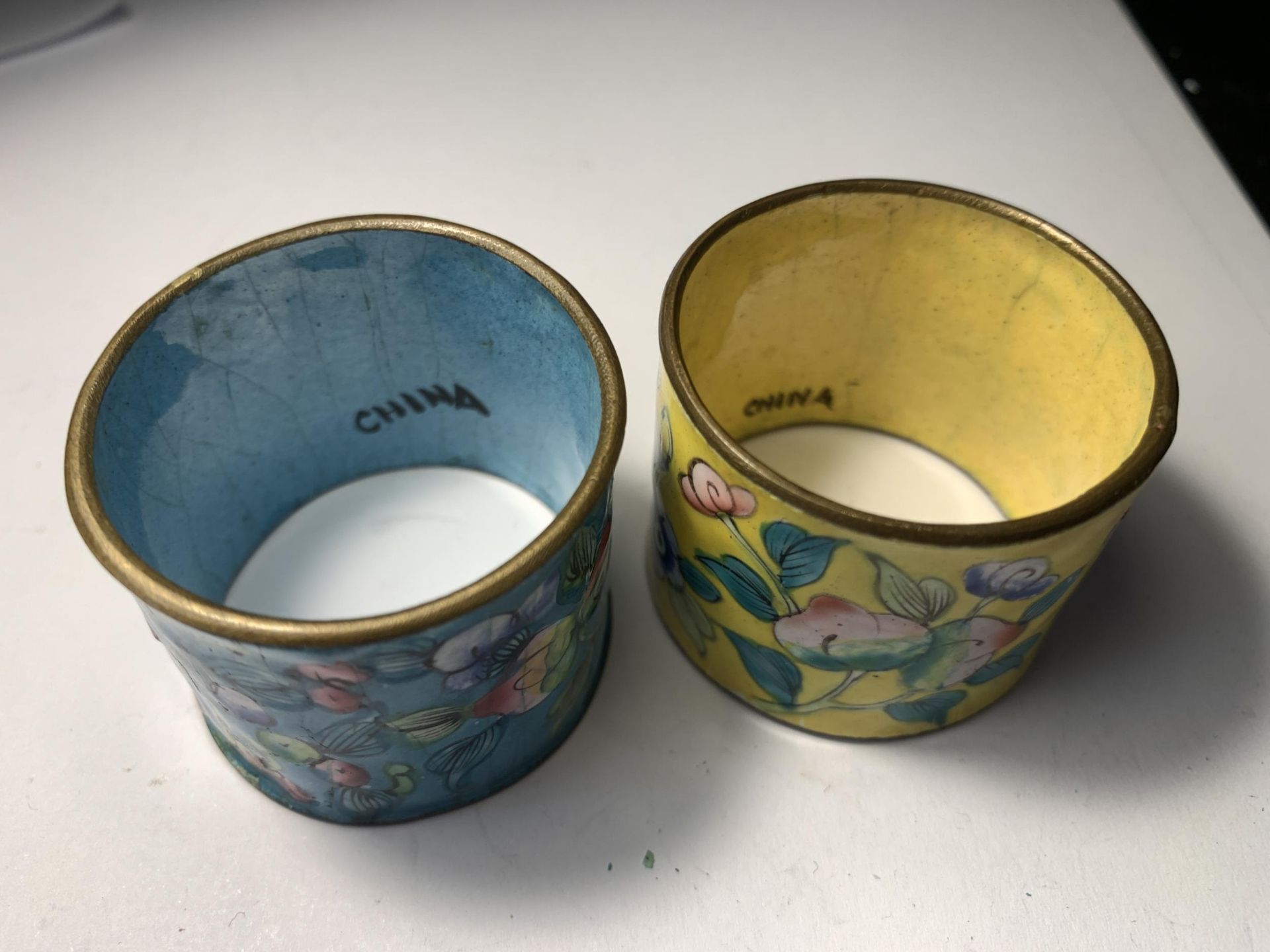 THREE ASSORTED CLOISONNE ITEMS - Image 2 of 5