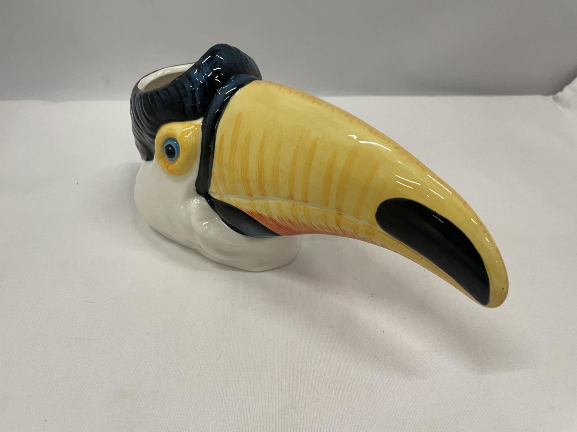 A DRAGONFLY JACK GRAHAM DESIGN TOUCAN JUG - Image 2 of 3