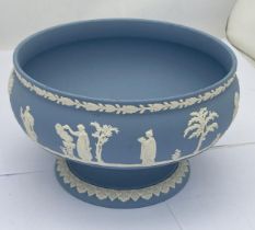 A WEDGWOOD PALE BLUE JASPERWARE PEDESTAL BOWL