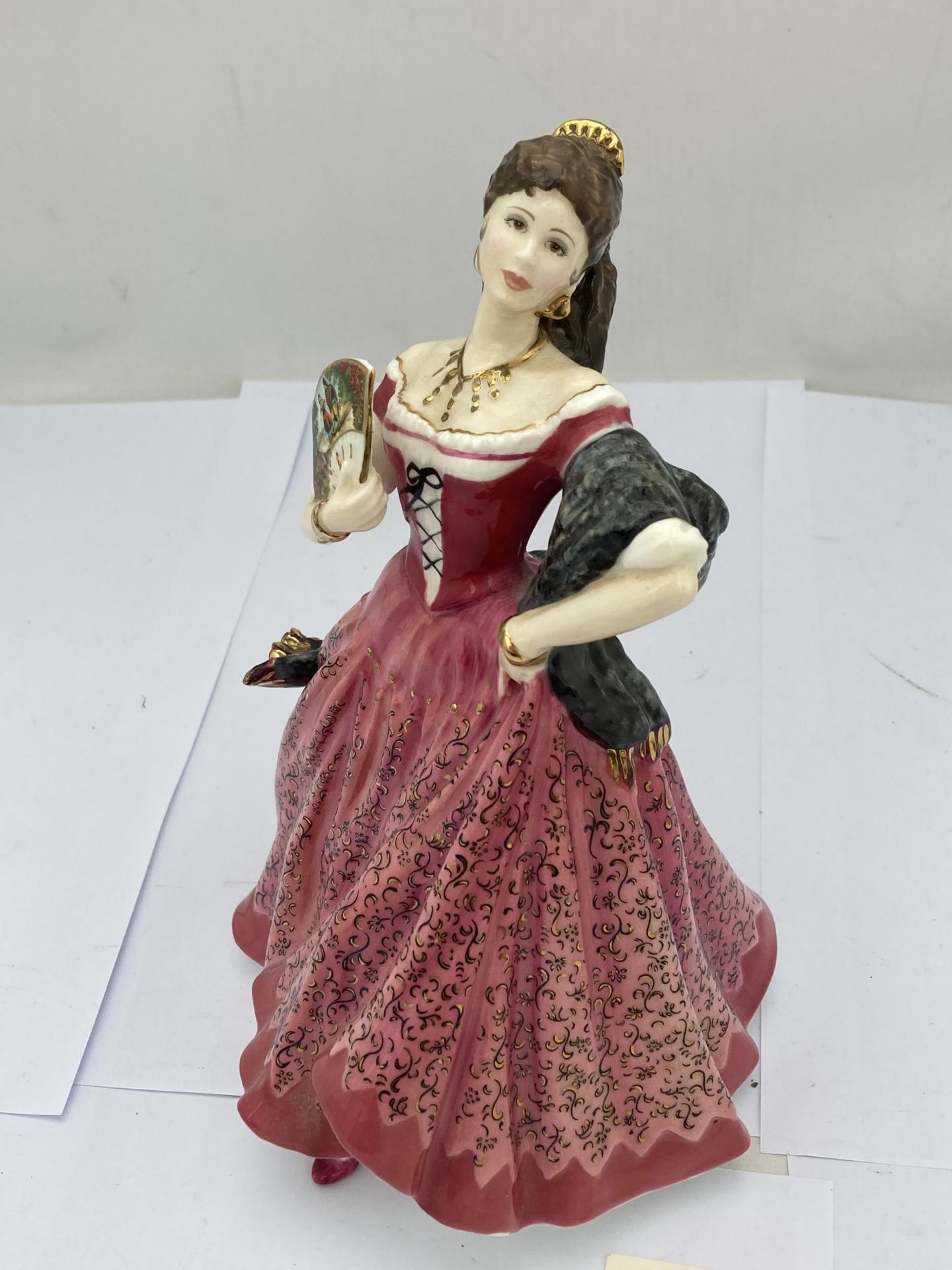 A ROYAL DOULTON LIMITED EDITION OPERA HEROINES 'CARMEN' HN3993 FIGURE WITH CERTIFICATE - Image 2 of 7