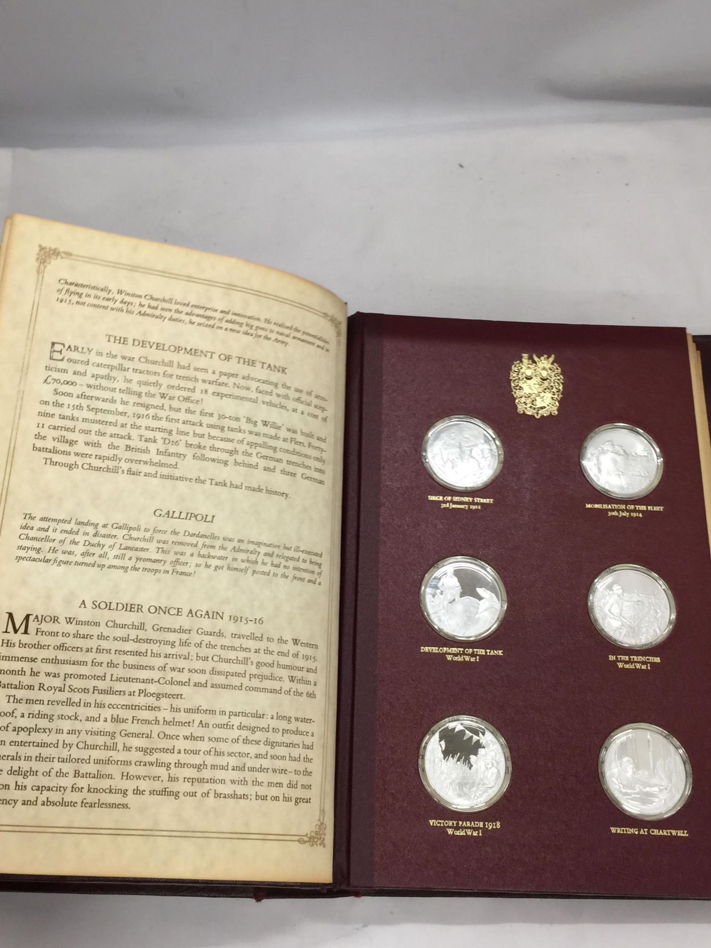 A STERLING SILVER PROOF WINSTON CHURCHILL TWENTY FOUR MEDAL SET, JOHN PINCHE WITH CERTIFICATE OF - Image 3 of 5