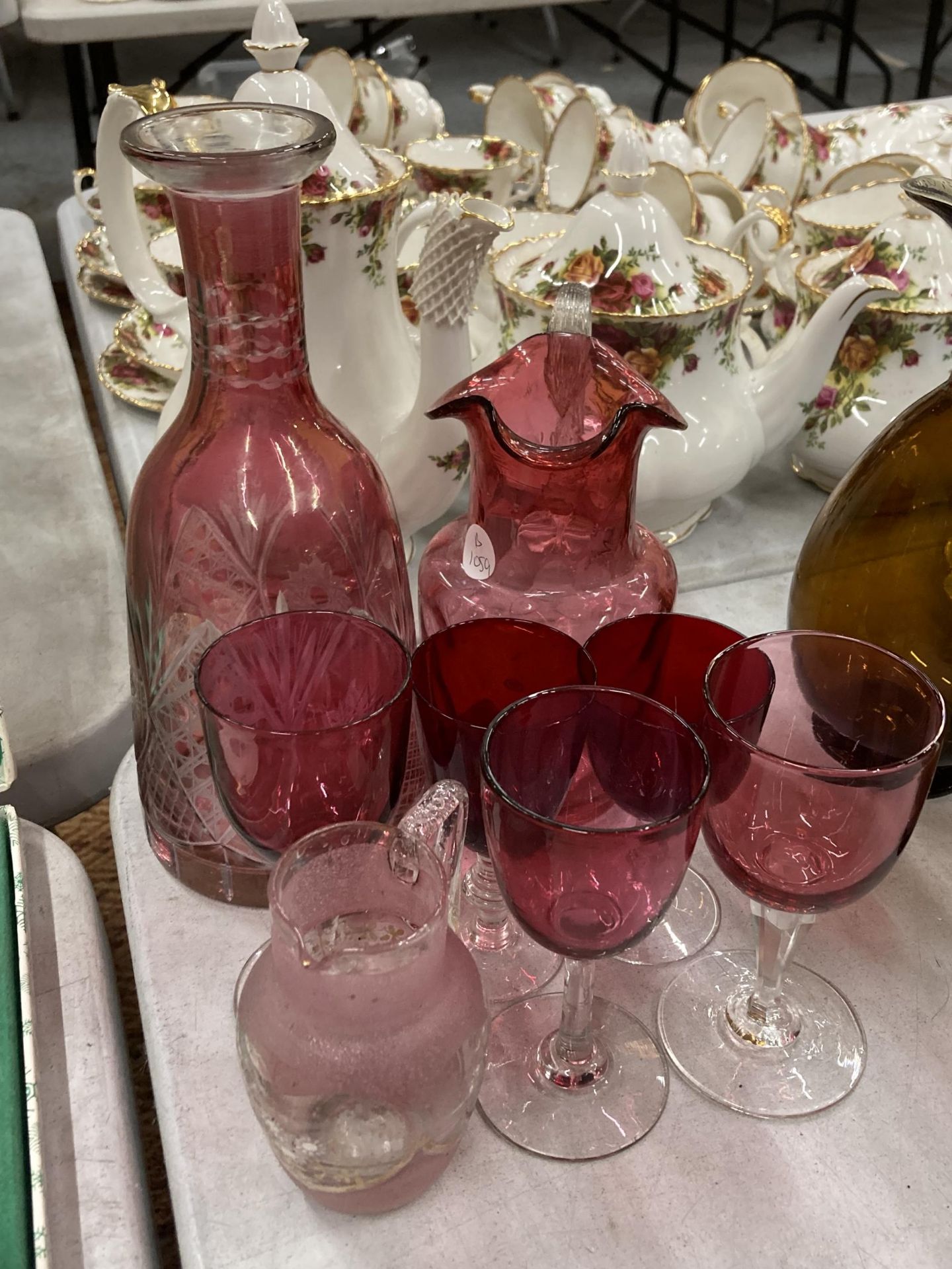 A COLLECTION OF CRANBERRY GLASS TO INCLUDE WINE GLASSES AND LARGE ETCHED DECANTER ETC - Image 2 of 2