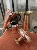 AN ASSORTMENT OF COPPER ITEMS TO INCLUDE THREE VARIOUS JUGS AND A BOWL ETC