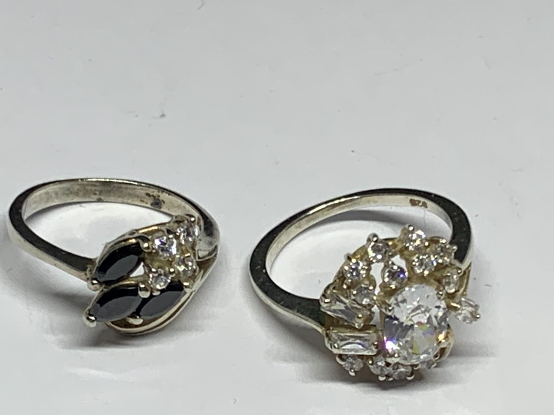 TWO BOXED SILVER RINGS - Image 2 of 3