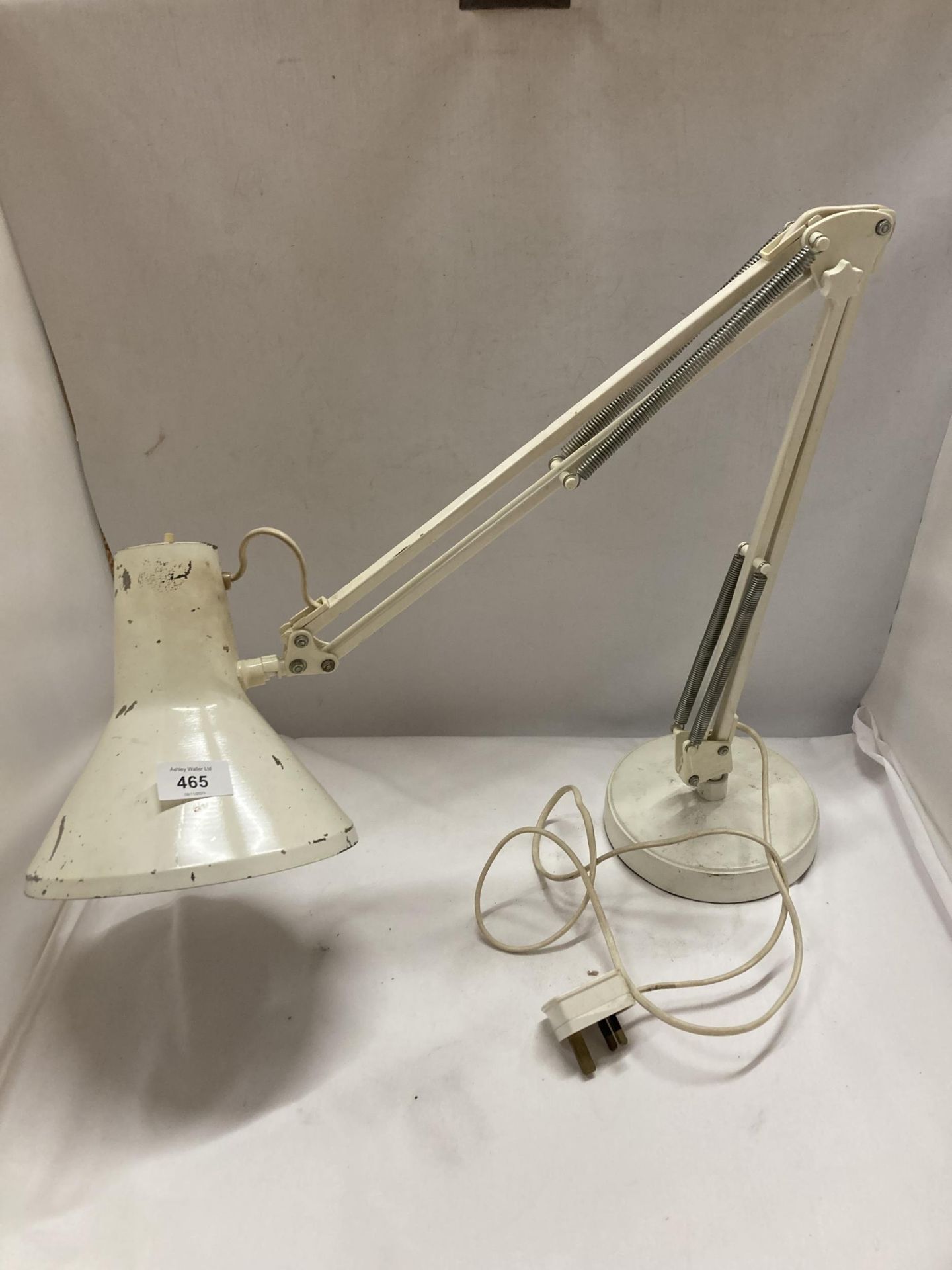 A VINTAGE DANISH HCS RETRO ANGLEPOISE LAMP