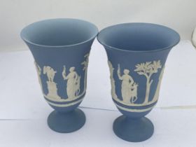 A PAIR OF WEDGWOOD PALE BLUE JASPERWARE CLASSICAL PEDESTAL VASES