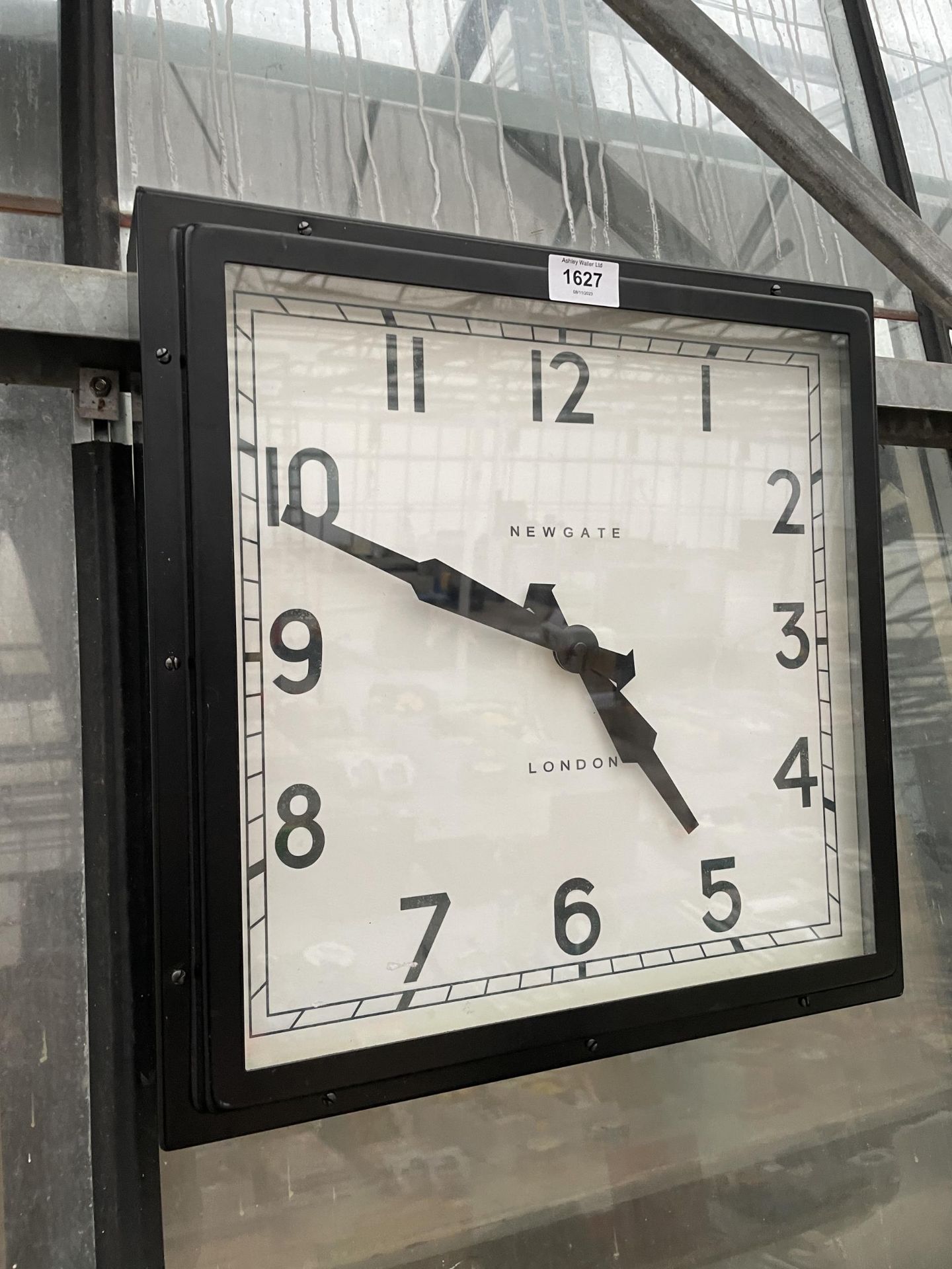 A RETRO STYLE NEWGATE LONDON WALL CLOCK