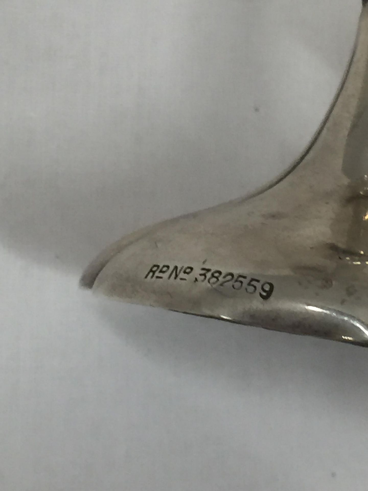 A LONDON HALLMARKED SILVER BUD VASE, WEIGHTED BASE - Image 6 of 6