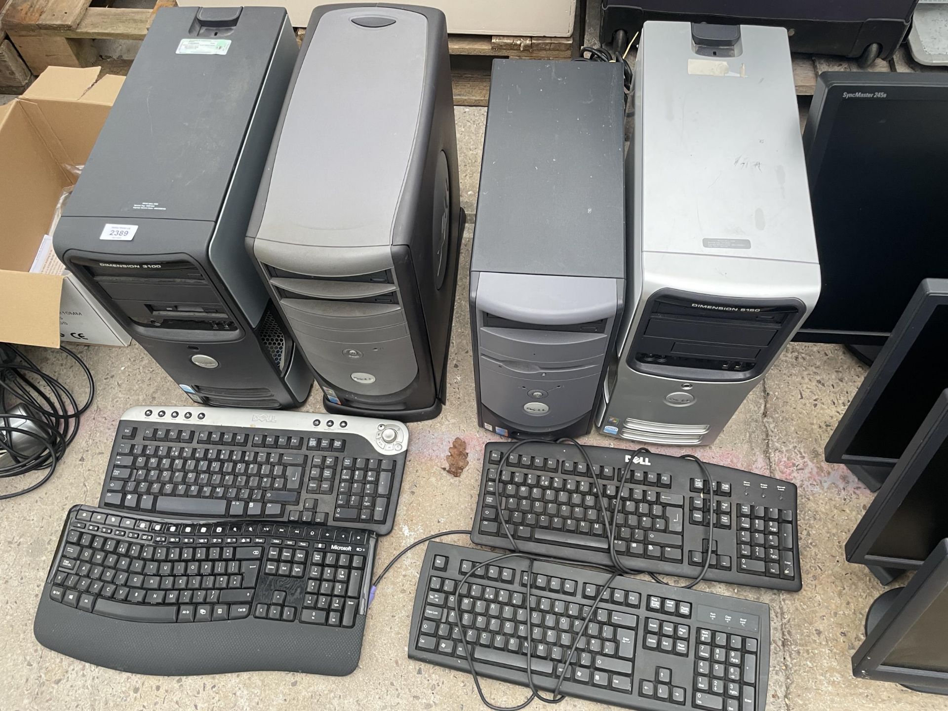 A LARGE ASSORTMENT OF COMPUTER ITEMS TO INCLUDE DELL MONITORS AND TOWERS ETC - Image 2 of 5