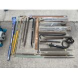 AN ASSORTMENT OF TOOLS TO INCLUDE CROW BARS, FILES AND CHISELS ETC