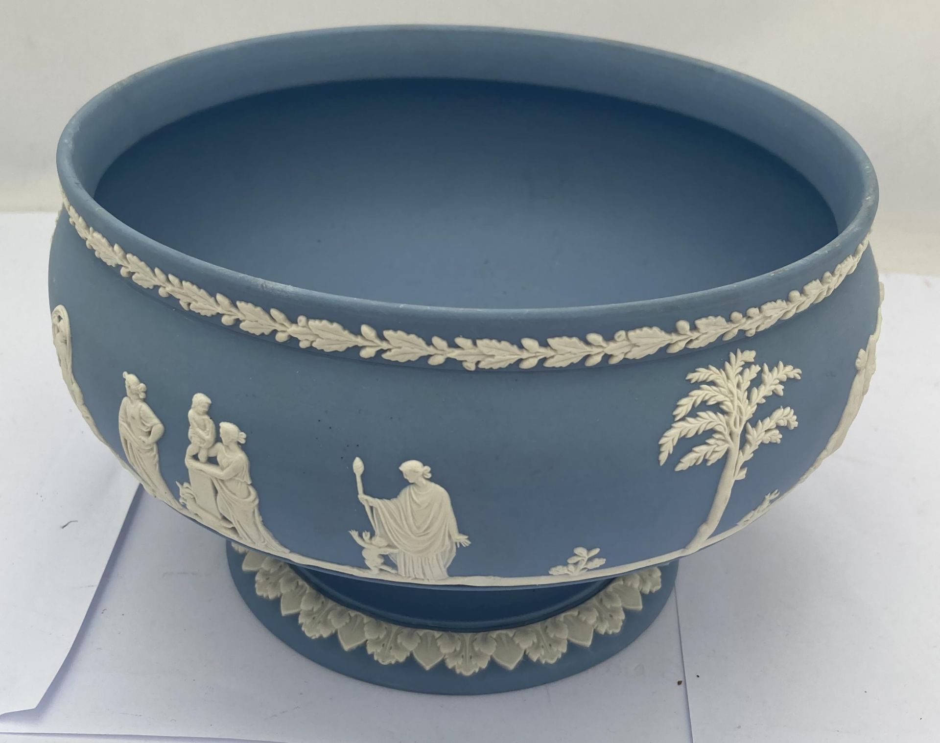 A WEDGWOOD PALE BLUE JASPERWARE PEDESTAL CENTRE BOWL