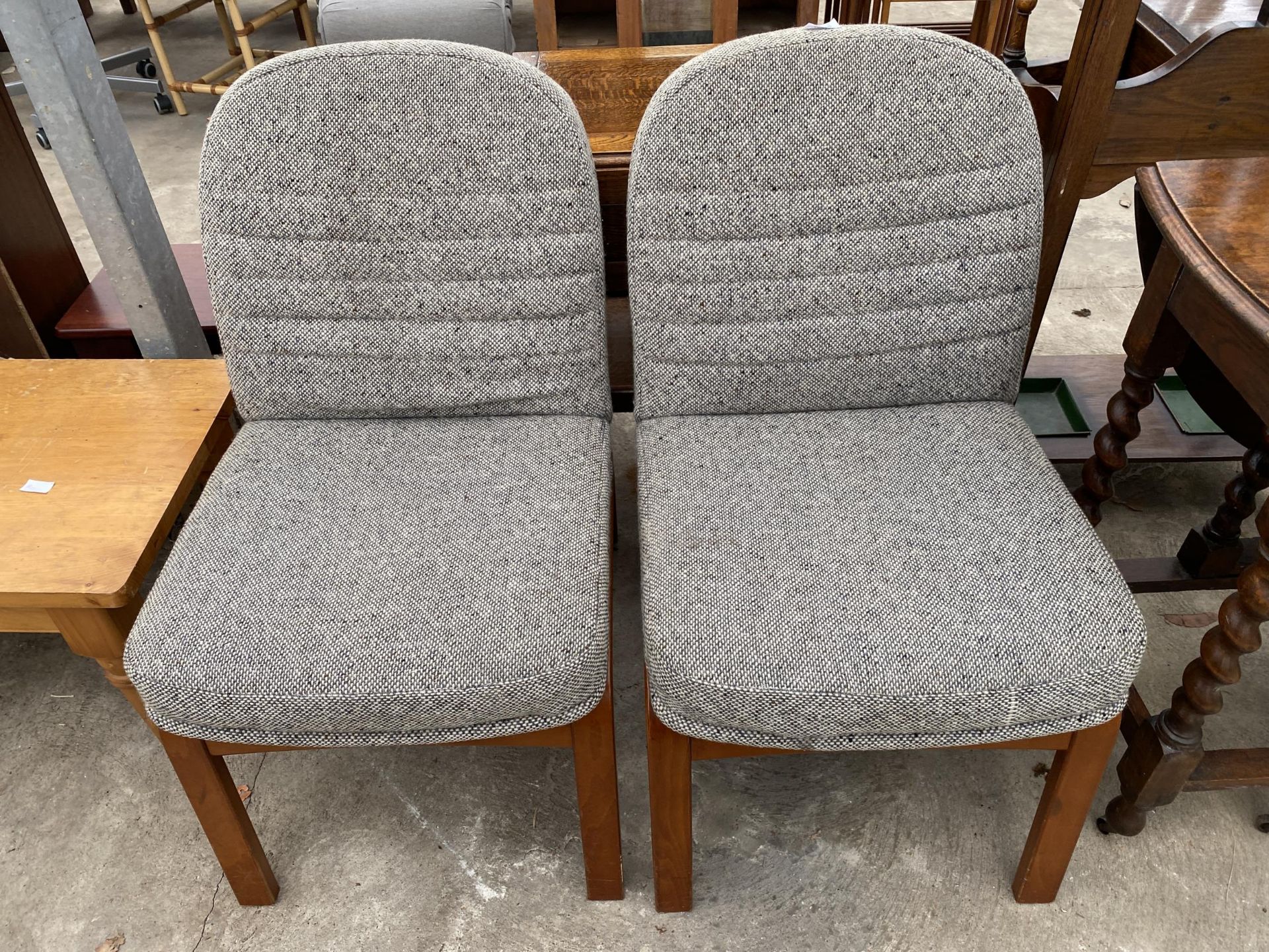 A PAIR OF MODERN BENTWOOD AND UPHOLSTERED 'VERCO' DINING CHAIRS
