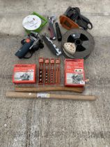 AN ASSORTMENT OF TOOLS TO INCLUDE AN ELU ELECTRIC WOOD PLANE, A BLACK AND DECKER ROUTER AND DRILL