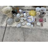 AN ASSORTMENT OF HOUSEHOLD ITEMS TO INCLUDE CERAMICS AND GLASS WARE ETC