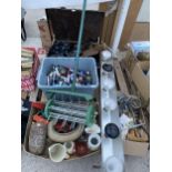 AN ASSORTMENT OF HOUSEHOLD CLEARANCE ITEMS TO INCLUDE CERAMICS AND TOOLS ETC