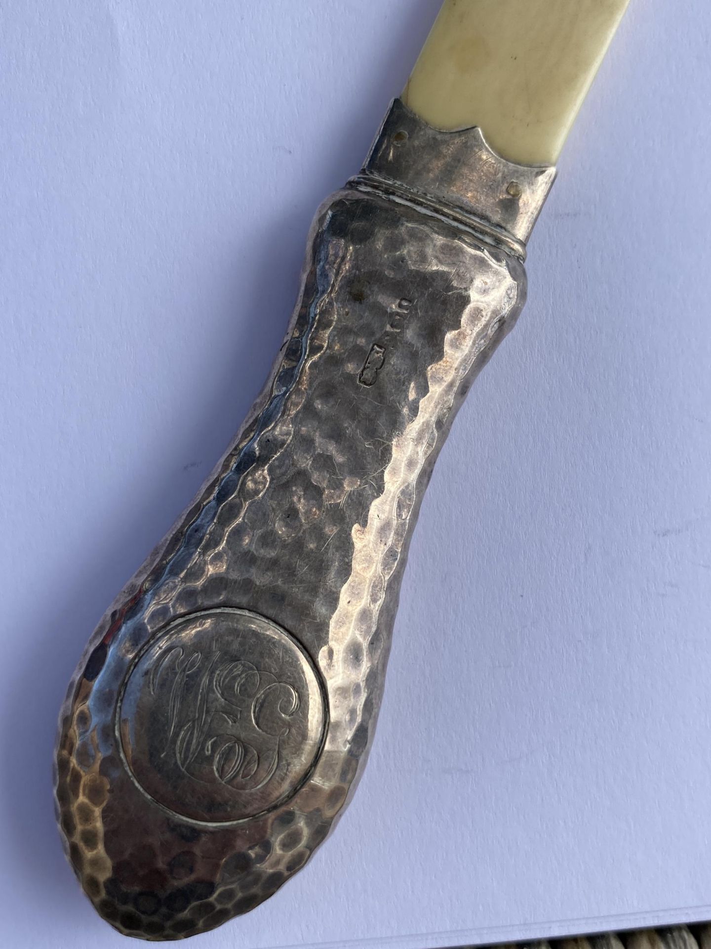 AN ANTIQUE HALLMARKED SILVER AND BONE LETTER OPENER, LENGTH 30 CM - Image 2 of 4