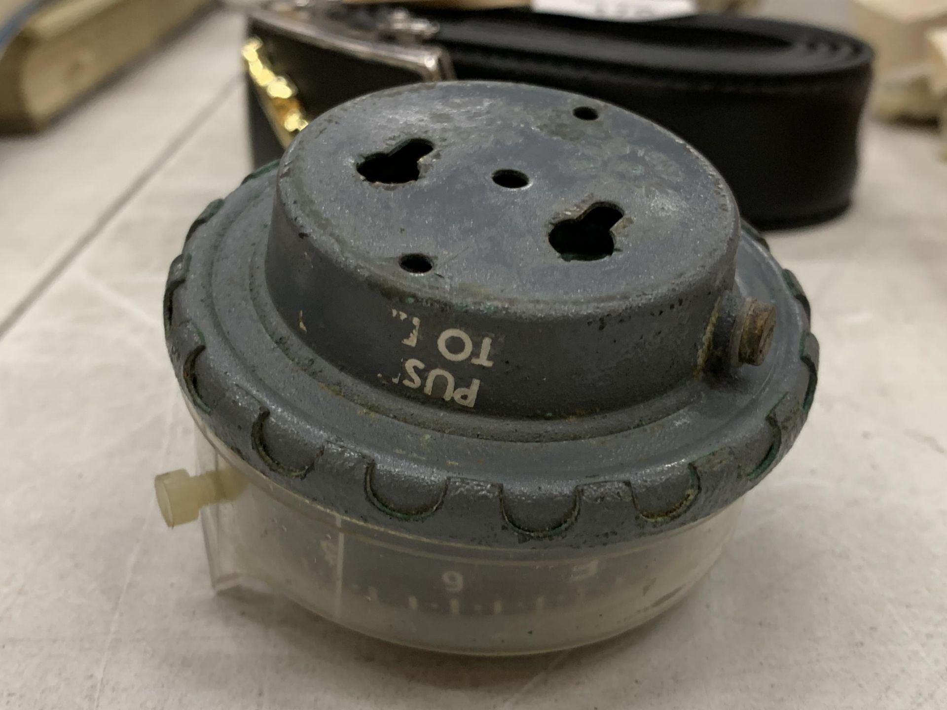 A 1960'S CAR COMPASS - Image 2 of 2