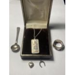 FIVE SILVER ITEMS TO INCLUDE A BOXED ST CHRISTOPHER PENDANT, A HORSESHOE AND HEART CHARM, RING AND