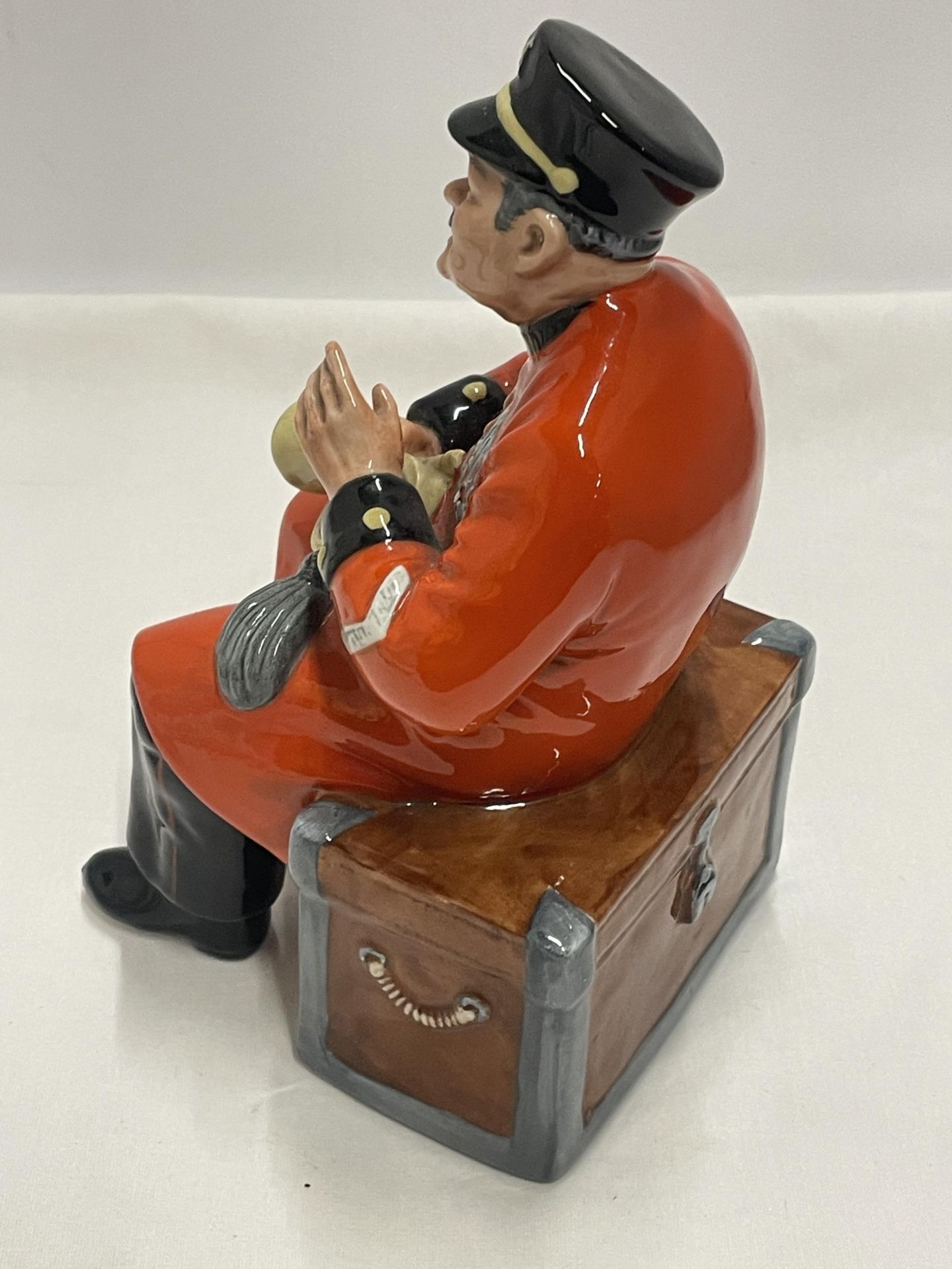 A ROYAL DOULTON FIGURE PAST GLORY HN2484 - Image 2 of 4