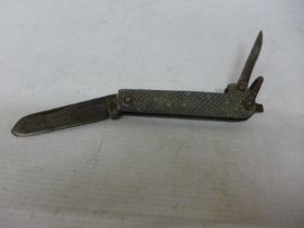 A HARRISON AND HOWSON WWII ROYAL NAVY JACK KNIFE