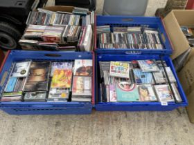 A LARGE QUANTITY OF ASSORTED CDS