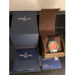 A BREITLING SUPEROCEAN AUTOMATIC 42 SERIAL NUMBER 6233918 WRIST WATCH WITH ORIGINAL BOX, CARD AND