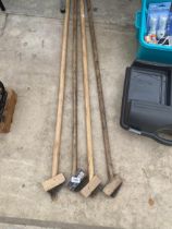 FOUR WOODEN PATIO POINTING BRUSHES