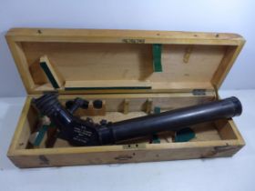 A BOXED W.OTTWAY AND A POWER SEVEN GUNSIGHT FOR HIGH ANGLE GUN, PATT G.350 DATED 1944, LENGTH 62CM