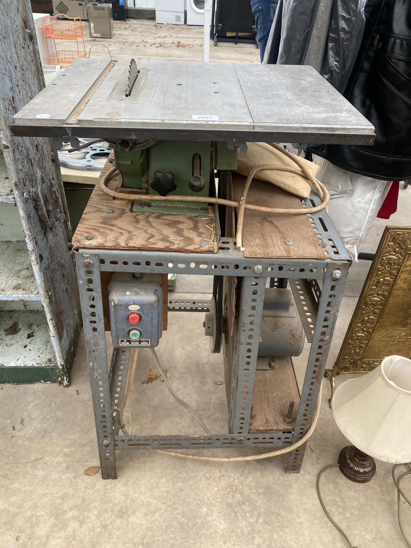 AN ELECTRIC WORKSHOP TABLE SAW