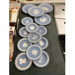 A COLLECTION OF WEDGWOOD JASPERWARE PLATES AND PIN TRAYS
