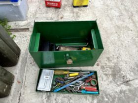 A METAL TOOL CHEST AND AN ASSORTMENT OF TOOLS TO INCLUDE SOCKETS AND SCREW DRIVERS