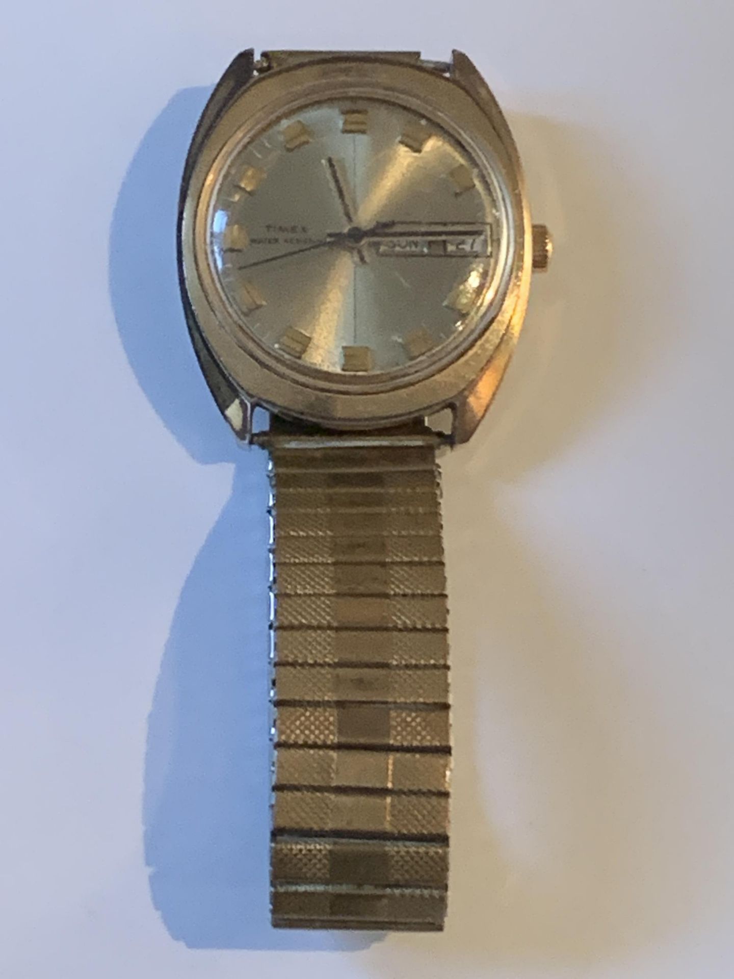 A VINTAGE TIMEX DIVERS WRIST WATCH