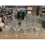 A COLLECTION OF GLASSES TO INCLUDE TYRONE CRYSTAL BOXED DECANTER ETC