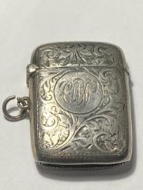 A HALLMARKED BIRMINGHAM SILVER VESTA CASE