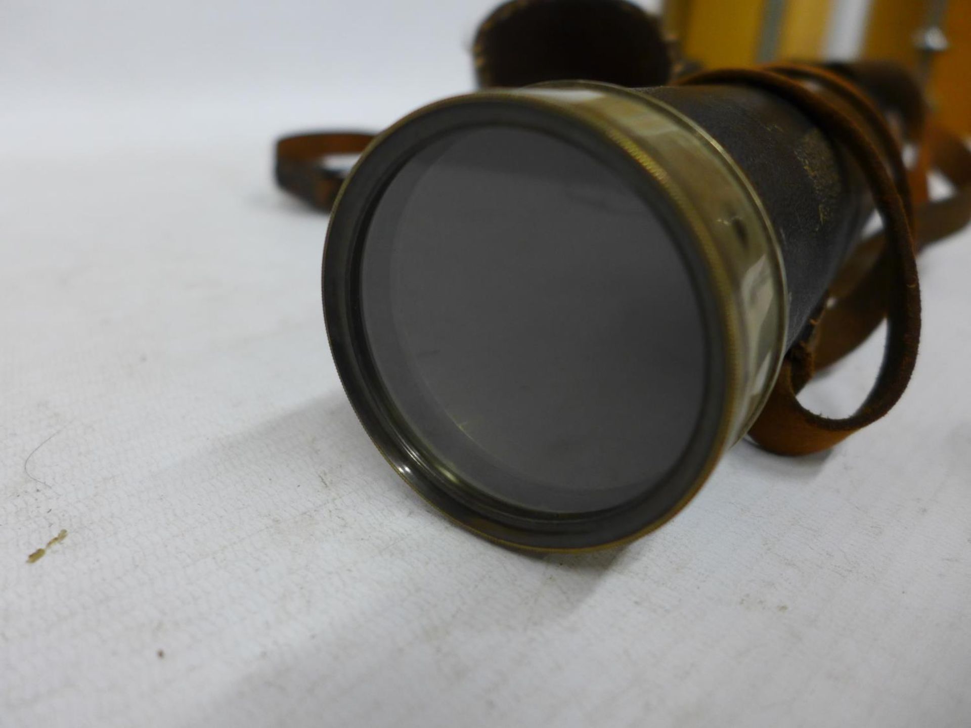 A GOOD EARLY TO MID 19TH CENTURY FOUR DRAW TELESCOPE BY DOLLAND OF LONDON, SERIAL NUMBER 5147, - Image 5 of 6