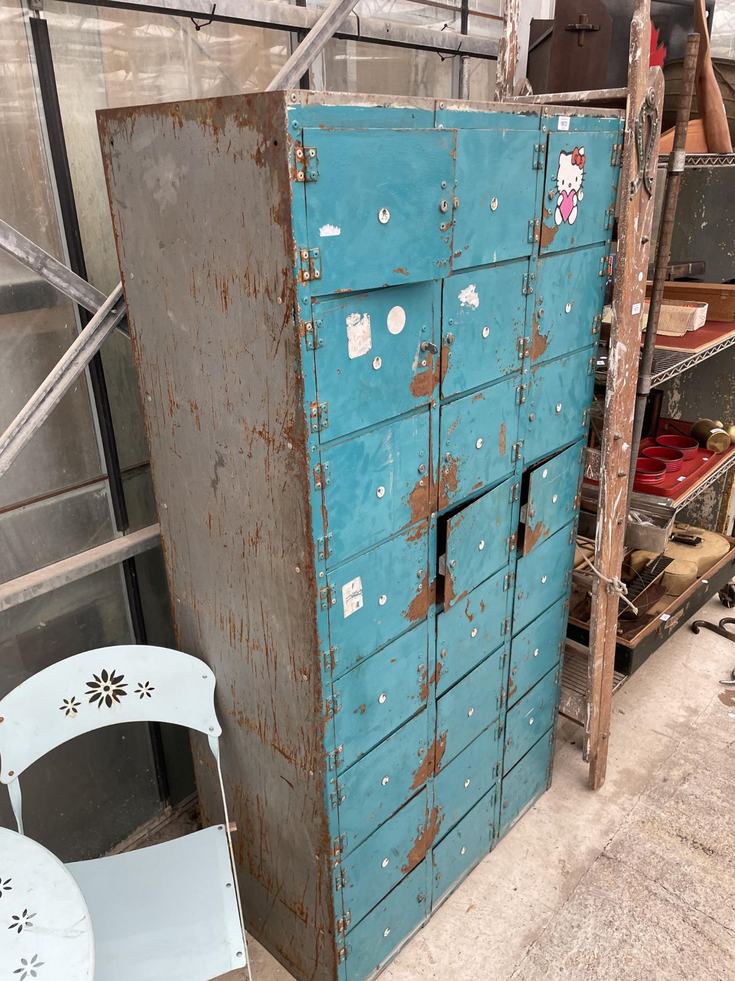 A LARGE METAL 24 SECTION LOCKER UNIT - Image 2 of 2