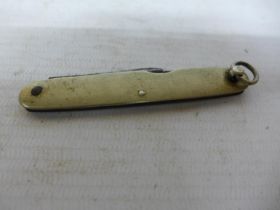 AN ANTIQUE J GREGG 27 SLOANE SQUARE POCKET KNIFE