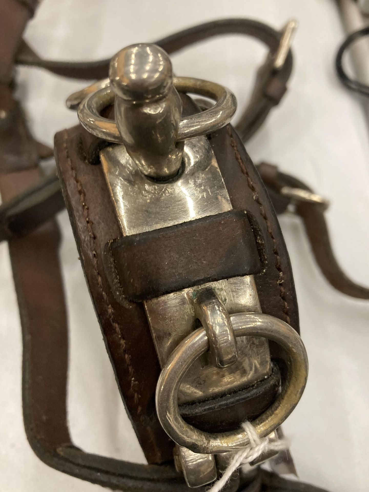 A GOOD LEATHER CAVESSON HALTER STAMPED 'L' - Image 2 of 3