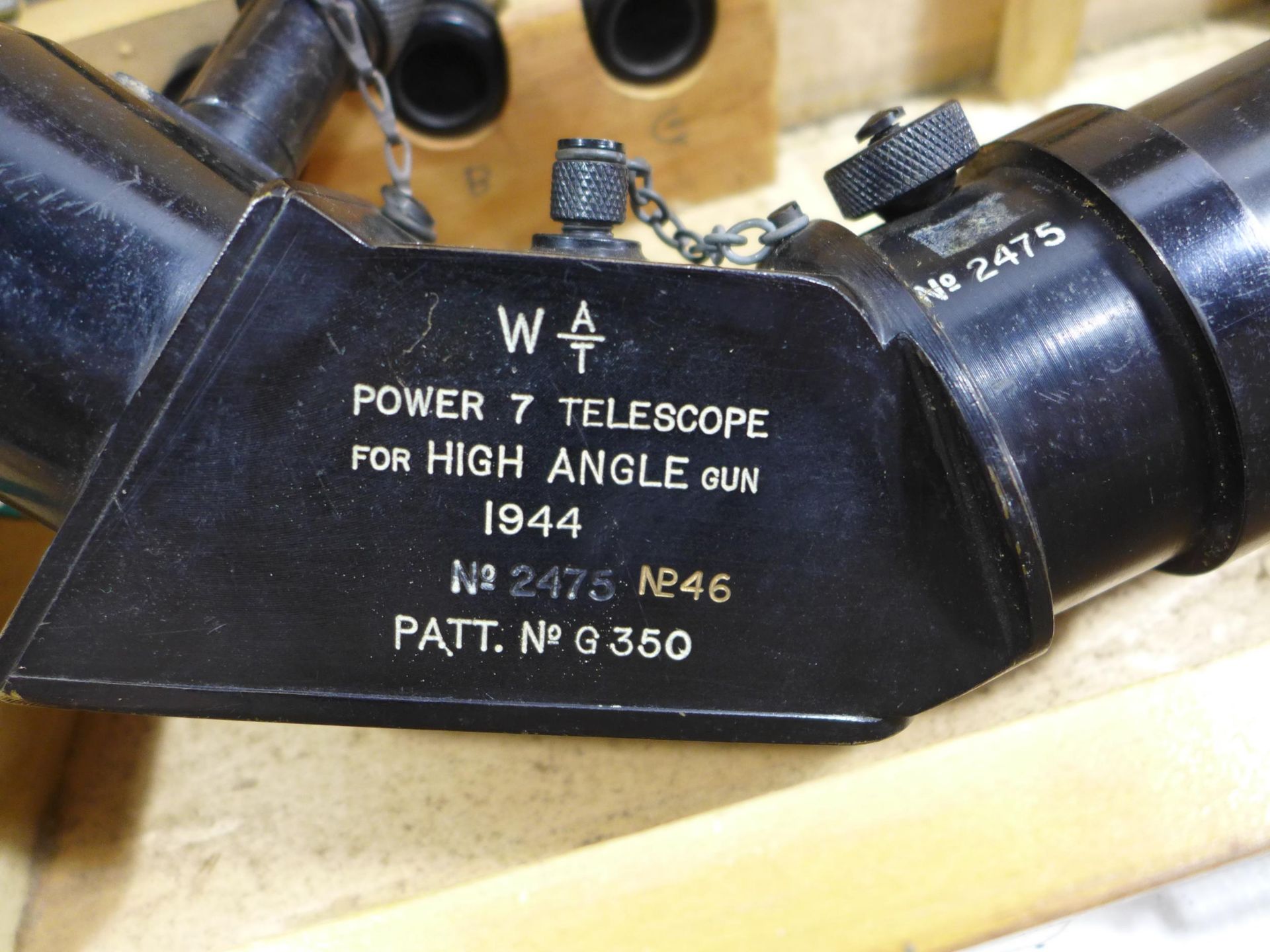 A BOXED W.OTTWAY AND A POWER SEVEN GUNSIGHT FOR HIGH ANGLE GUN, PATT G.350 DATED 1944, LENGTH 62CM - Image 2 of 6